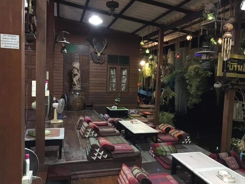 Baan Ing Suan 호텔 암파와 외부 사진