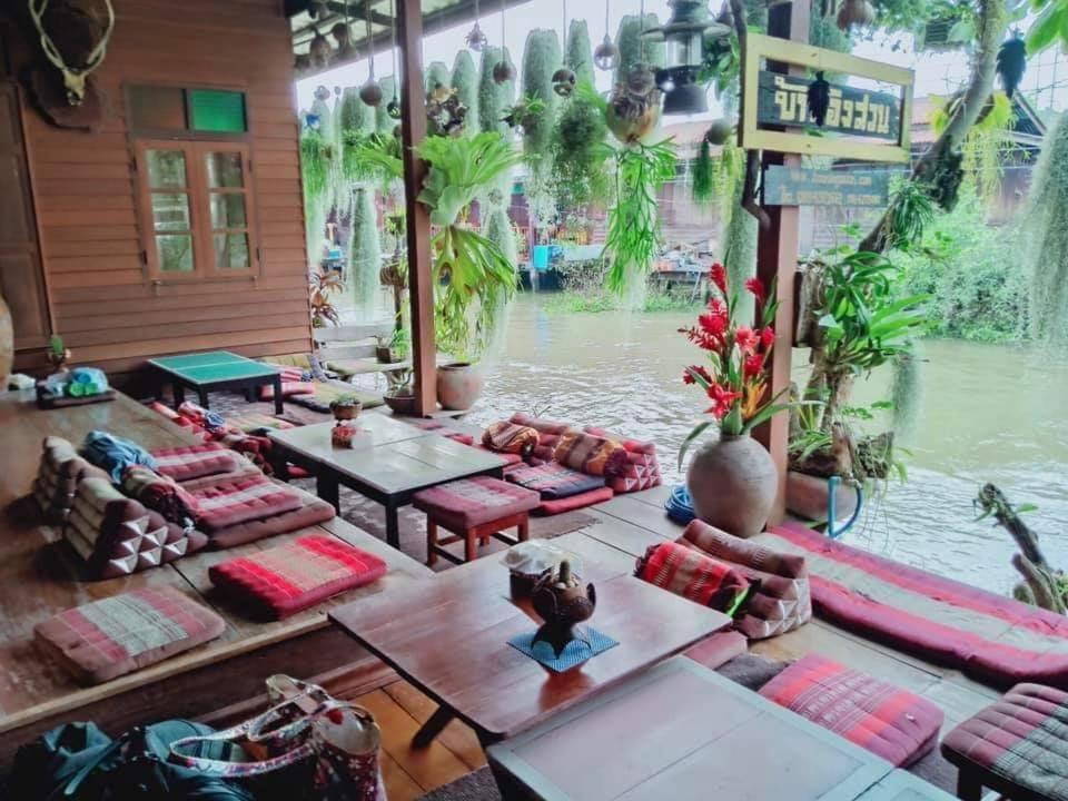 Baan Ing Suan 호텔 암파와 외부 사진